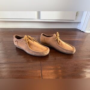 Clarks Men's Originals Golden Tan Suede Loafers size 8.5